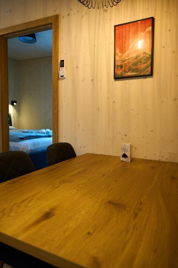 Cosy 1-Bedroom Apartment With Free Parking ديمانوفْشكا دولِنا المظهر الخارجي الصورة